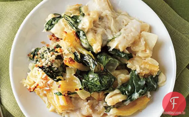 Macarrão assado com espinafre, limão e queijo