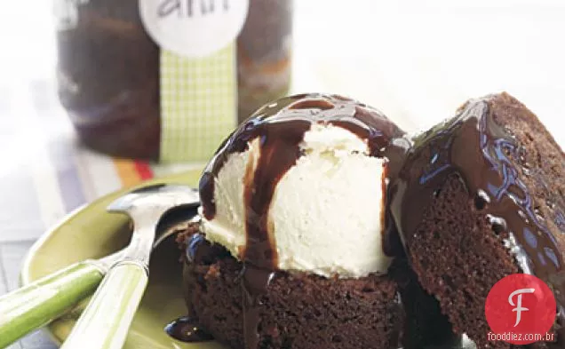 Brownies Assados Em Uma Jarra