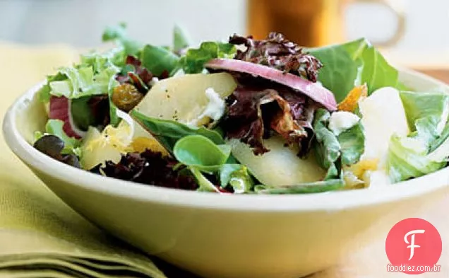Salada de Pêra e verduras escalfadas