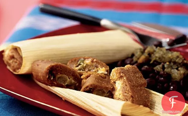 Queijo de cabra Tamales com azeitonas e passas