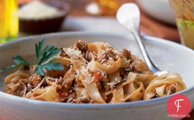 Ragù Alla Bolognese com Fettuccine