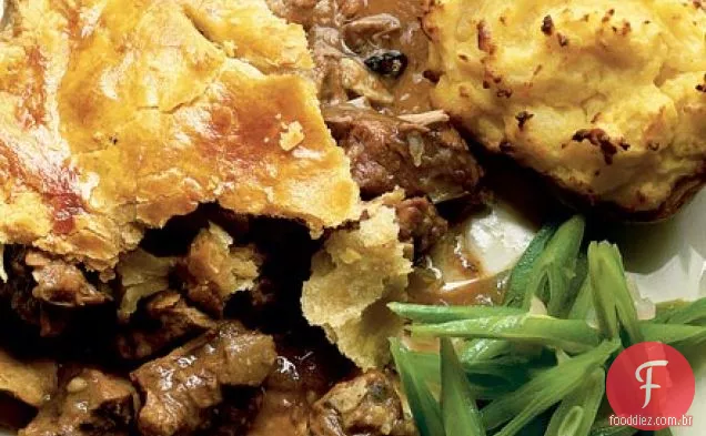 Um bom bife e torta de rim