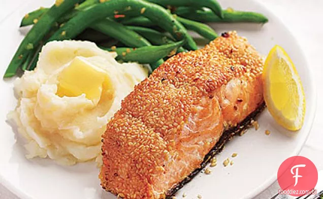 Salmão Com Crosta De Gergelim