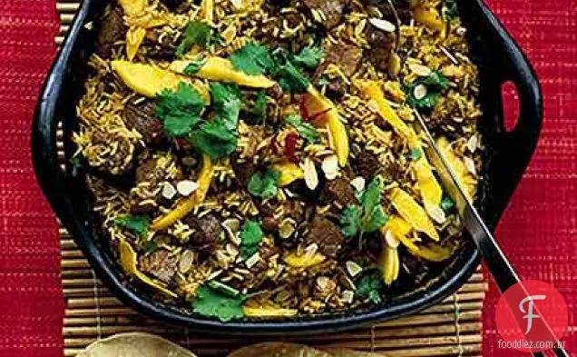 Cordeiro, coco e manga pilau