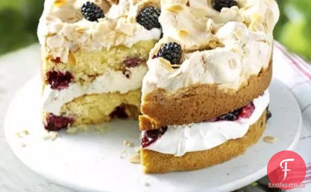Bolo de merengue Blackberry & almond