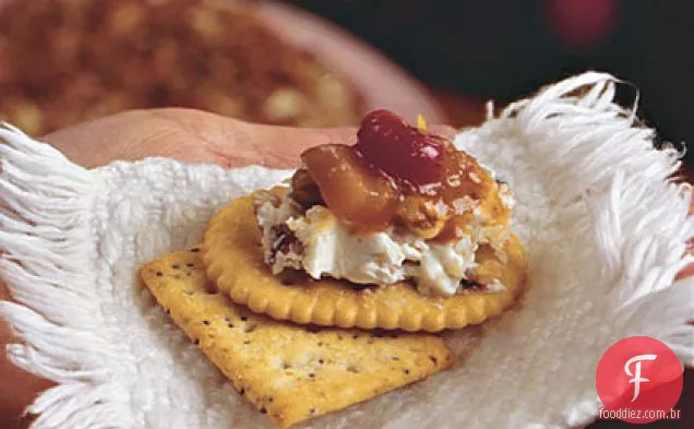 Queijo De Abacaxi Com Chutney De Cranberry
