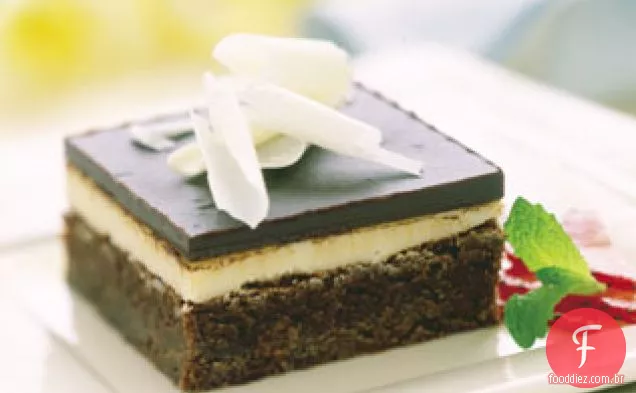 Bolo De Brownie Com Chocolate E Hortelã