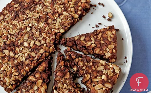 Torta De Fudge-Amêndoa De Cabeça Para Baixo