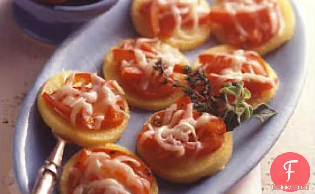 Pimenta Vermelha Polenta Crostini