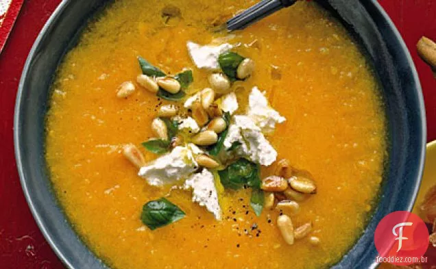 Gazpacho dourado com Feta