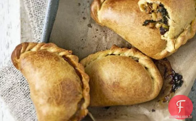 Empanadas de repolho e porco