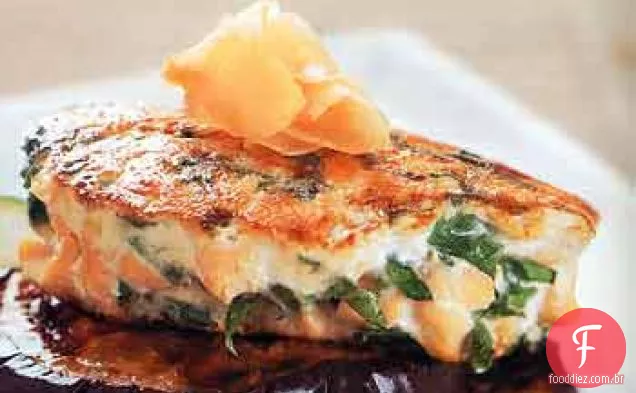 Hambúrgueres de salmão com espinafre e gengibre