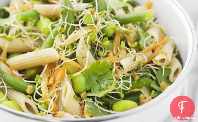 Salada de macarrão superalimento