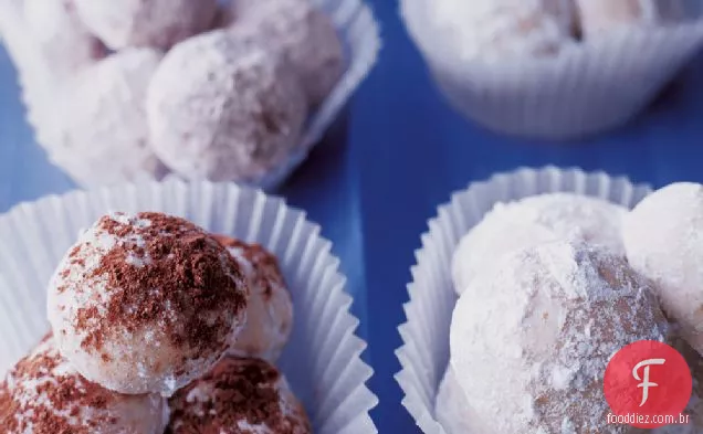 Louisiana Pecan Balls