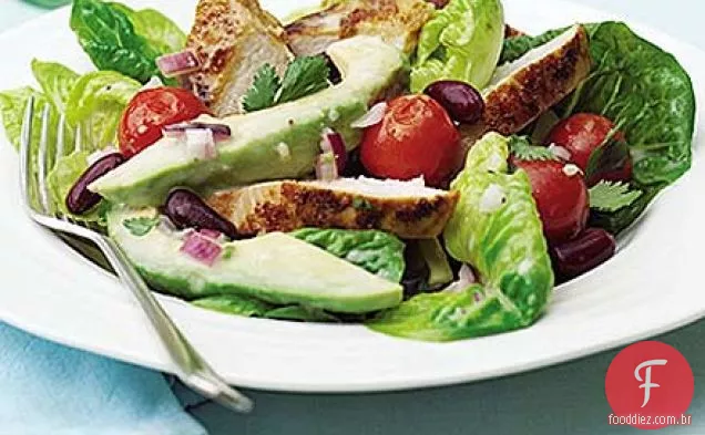 Frango cominho e salada de abacate