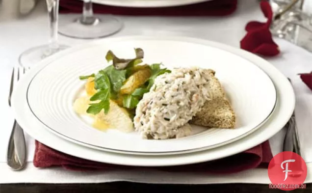Salada de caranguejo e cítricos com molho Chardonnay