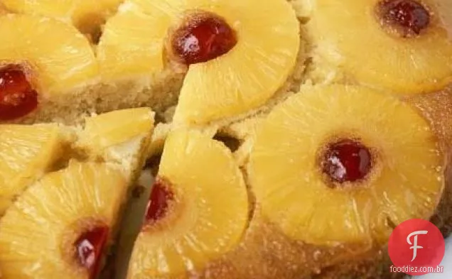 Bolo de abacaxi de cabeça para baixo