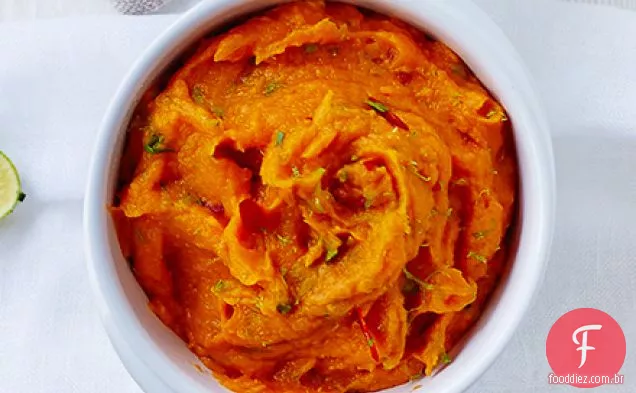 Puré de batata doce, coco e pimenta