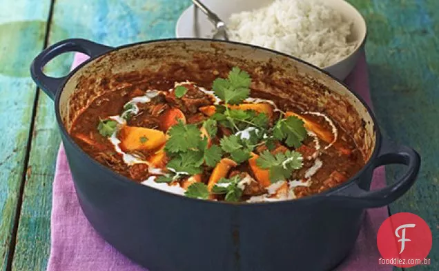 Curry de cordeiro e manga