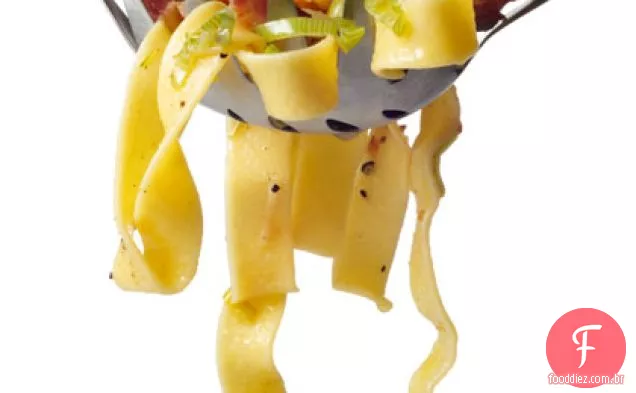Pappardelle com tomate e Bacon