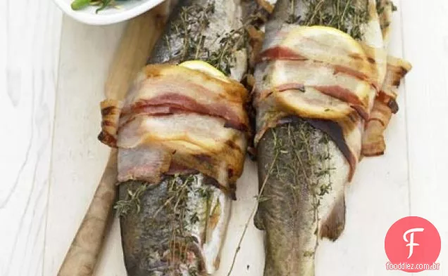Truta embrulhada em Pancetta