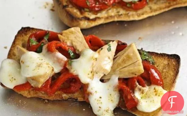 Pepper & tuna panini pizzas