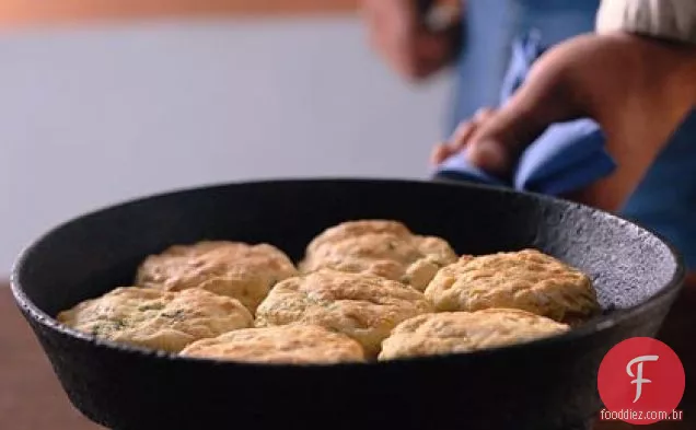 Biscoitos de batata e queijo