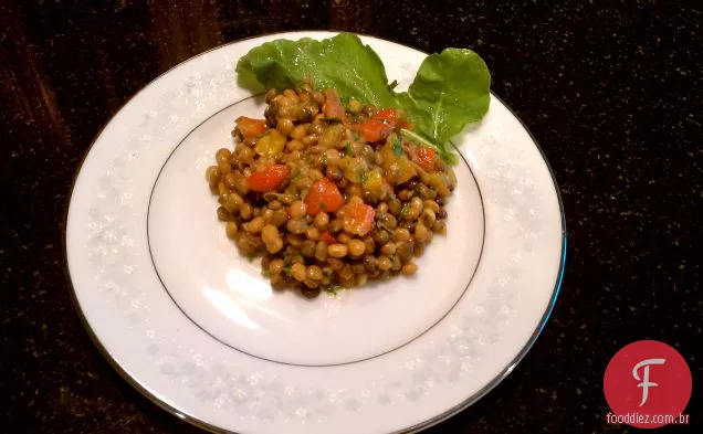 Lentilha-salada de pimenta vermelha