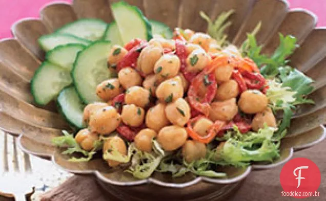 Salada De Garbanzo E Pimenta Vermelha