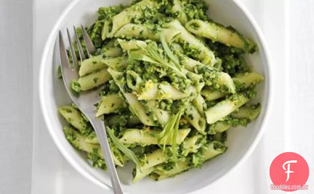 Pasta cremosa de ervilha e agrião