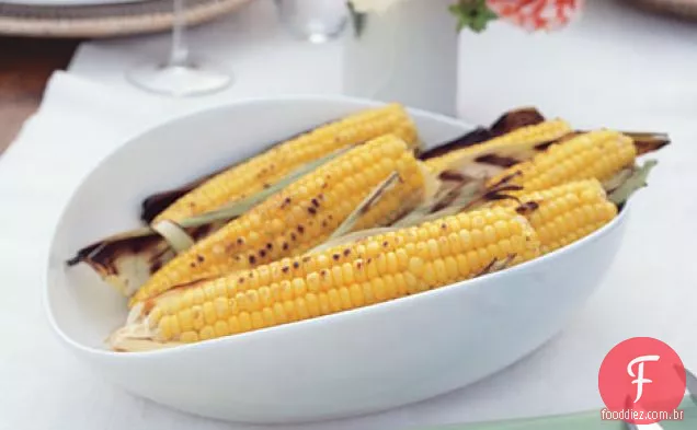 Milho grelhado na espiga com um Trio de Manteigas aromatizadas