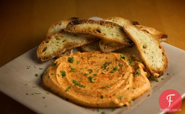 Hummus De Pimenta Vermelha Assada