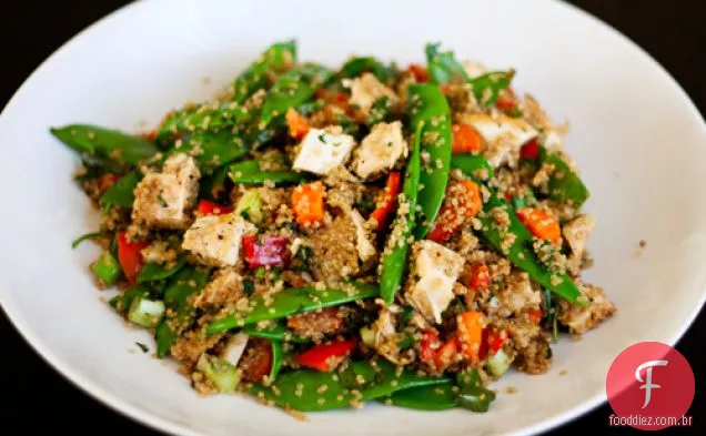 Quinoa refogada com legumes e frango