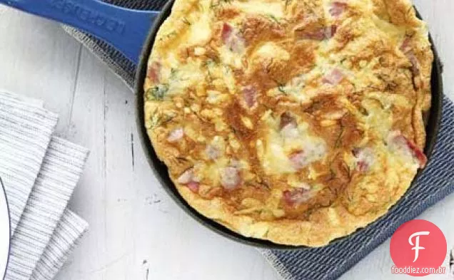 Queijo e presunto souffléd omelete