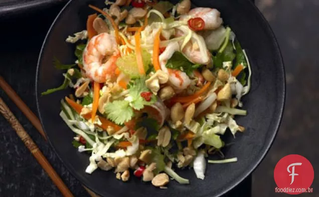 Repolho Asiático crocante e salada de camarão