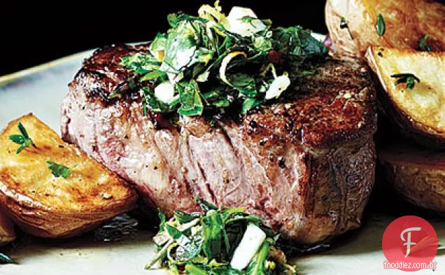 Lombo de carne com crosta de pimenta com Gremolata