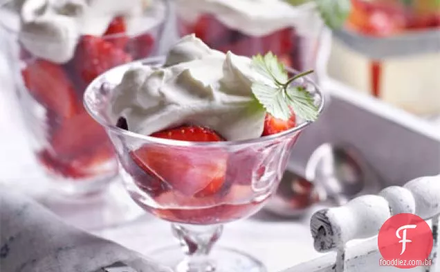Rosé strawberry syllabub
