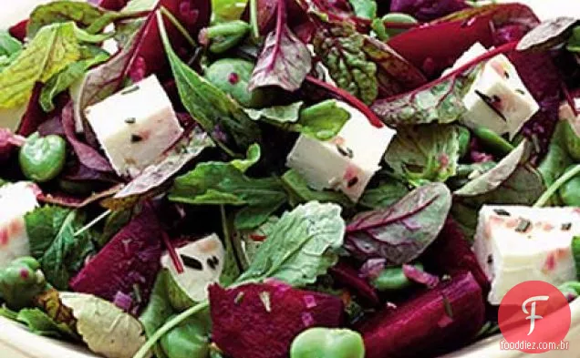 Salada de beterraba, feijão e feta