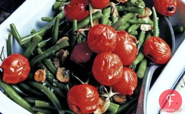 Feijão verde com tomate grelhado