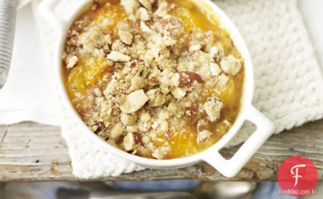 Apricot & almond crumble
