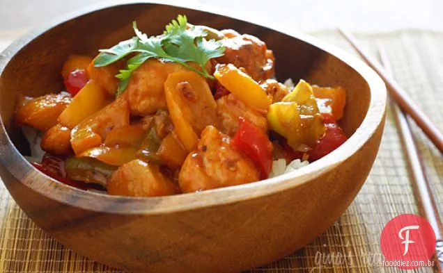 Frango Tailandês E Abacaxi Fritar