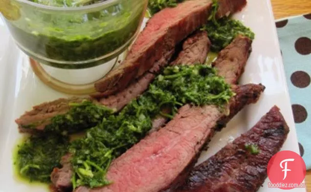 Bife com Molho Chimichurri (Carne con Chimichurri)
