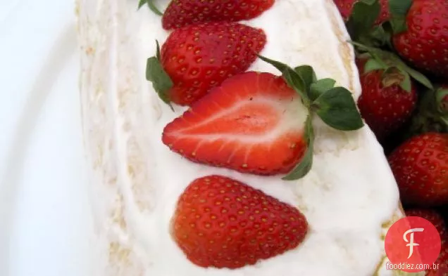 Brazo de Reina (morangos e Bolo De Creme)