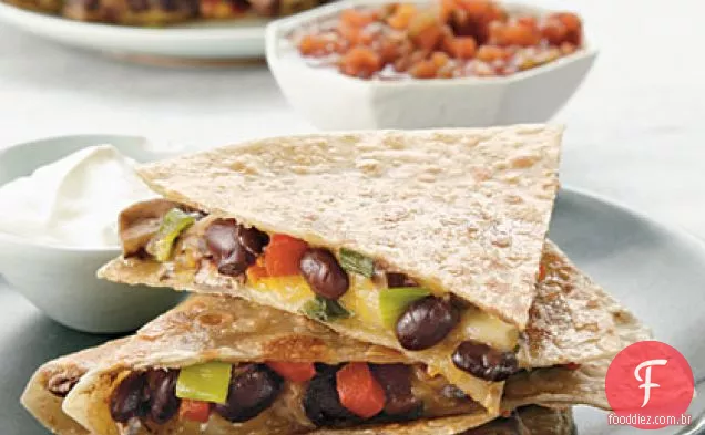 Portobello e Feijão Preto Quesadillas