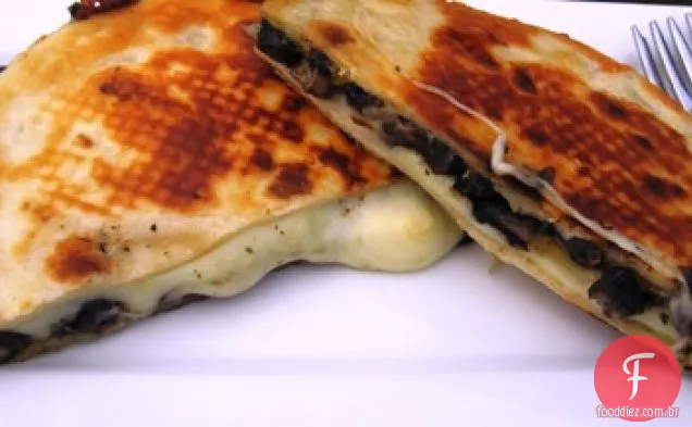 Quesadilla de cogumelos (Quesadilla de Champiñones)