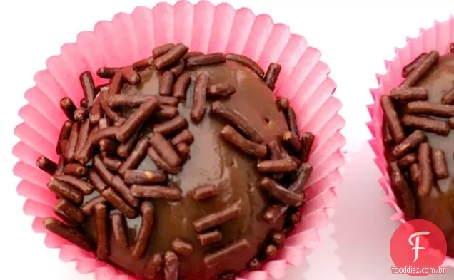 Brigadeiros (Chocolate Doce Brasileiro)