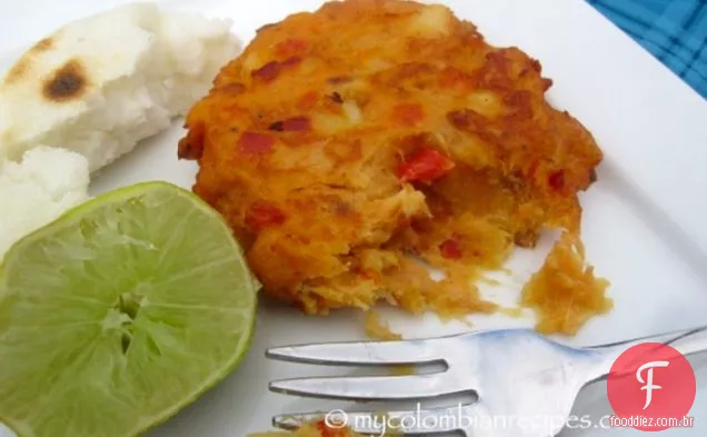 Tortas de Pescado Seco (bolos de peixe de bacalhau salgados ao estilo Colombiano)