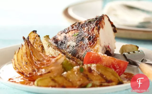Frango Chipotle com Chayote, cebola e tomate