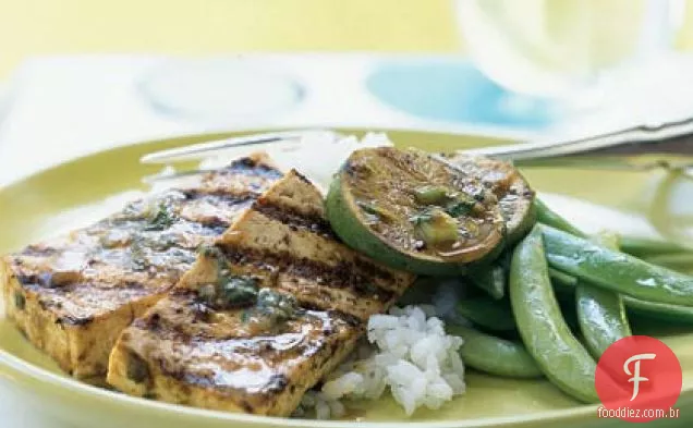 Bifes De Tofu Grelhados Com Gergelim E Gengibre