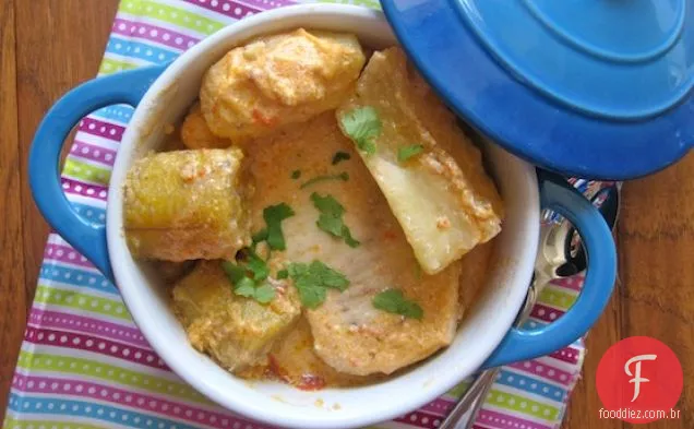 Pusandao de Pescado (peixe e legumes no leite de coco)